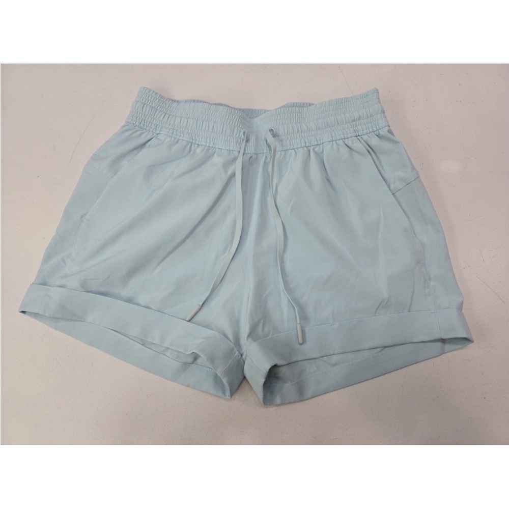 Lululemon Spring Break Away Short *4-way Stretch 3" Blue Glow Size 4 Womens